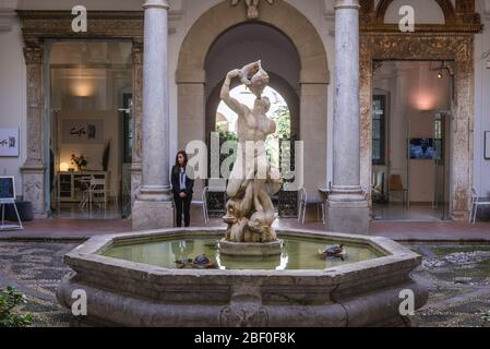 Fontana nel Museo Archeologico Regionale Antonio Salinas a Palermo città del Sud Italia, la capitale della regione autonoma della Sicilia Foto Stock