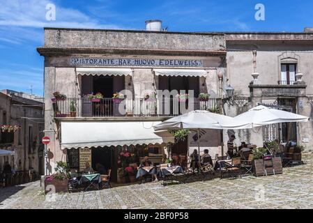 Ristorante nuovo Edelweiss in Piazza della Loggia - piccola piazza nel centro storico di Erice sul Monte Erice in provincia di Trapani in Sicilia Foto Stock