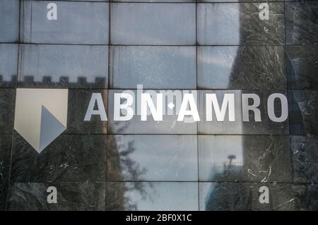 Logo sul quartier generale della ABN AMRO Bank, Gustav Mahlerplein Amsterdam Paesi Bassi 2018 Foto Stock