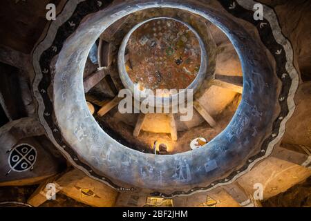 GRAND CANYON, ARIZONA - 6 NOVEMBRE 2017: Interno del deserto Vista Watchtower nel Grand Canyon National Park, Arizona, Stati Uniti, progettato da Mary Coulter. Foto Stock