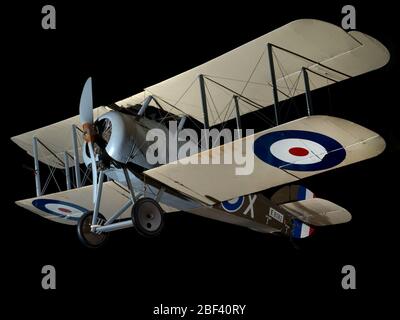 Sopwith 7F1 Snipe. Caccia biplano a motore singolo, monoposto, costruita in Inghilterra nella prima guerra mondiale; motore Bentley B.R.2 da 230 cavalli; superfici superiori dei granelli di oliva, fusoliera grigia e ulivea, bufala sotto le superfici.nella primavera del 1917, il combattente più famoso della prima guerra mondiale della Gran Bretagna, il Sopwith Camel, ne fece la d Foto Stock