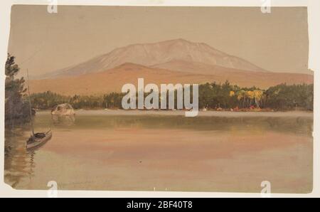 Monte Katahdin da Togue Pond. La barca in acqua, parti della riva sono mostrati nello studio; paesaggio autunnale. Scritto in grafite, in basso a sinistra: Lago superiore di Togue. Guardando a nord-ovest, altopiano a sinistra. Foto Stock