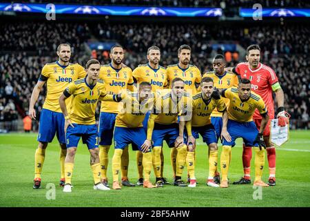 Juventus FC Buffon Barzagli Benatia Chiellini Lobo Silva Pjanic Douglas Costa Materidi Khedira Higuaa'n Dybala Foto Stock
