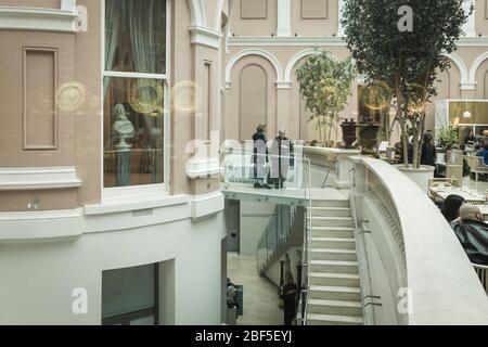 Cafe ristorante nel museo Wallace Collection, Londra, Regno Unito Foto Stock