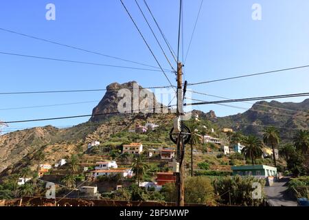 La Gomera - Roque El Cano sopra la città Vallehermoso Foto Stock
