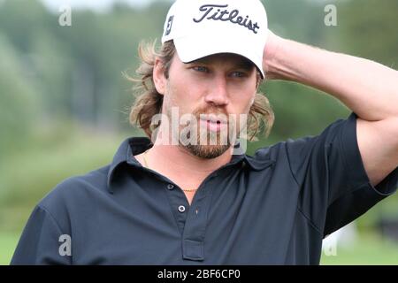 Il giocatore di NHL Peter Forsberg gioca a golf. Stoccolma / Svezia, Arlandastad, campo da golf, agosto 2007. Foto Stock