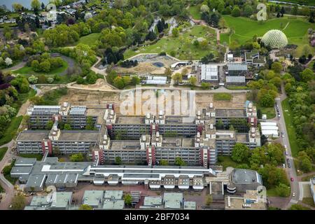 Cantiere del nuovo edificio accademico di scienze biologiche e dell'edificio 26 nel campus dell'Università Heinrich Heine di Duesseldorf con Garde Botanico, 23.04.2016, vista aerea, Germania, Nord Reno-Westfalia, basso Reno, Dusseldorf Foto Stock