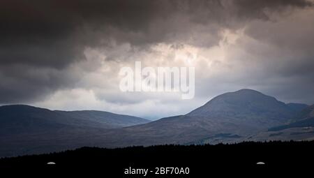 Montagne a Loch Lubnaig, Regno Unito, Scozia Foto Stock