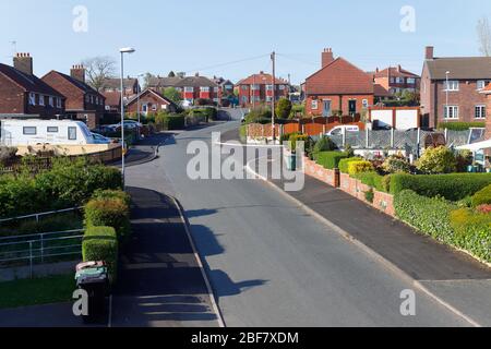 Guardando su Hill Crest a Swillington verso Hill Crest chiudere sulla sinistra e il Crest sulla destra Foto Stock