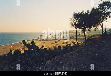 Hotel Mare Nostrum intorno all'anno 2000. Fuengirola, provincia di Málaga, Spagna. Foto Stock