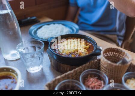 Curry giapponese caldo e piccante da Iiyama a Nagano. Foto Stock