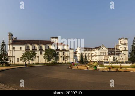 Cattedrale di Santa Caterina, Goa, India in giorno di sole. Chiesa cattolica della città vecchia. Foto Stock