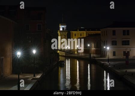 Una vista notturna di Venezia, Italia Foto Stock