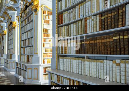 Biblioteca assolutamente unica nell'abbazia di Admont, Austria Foto Stock