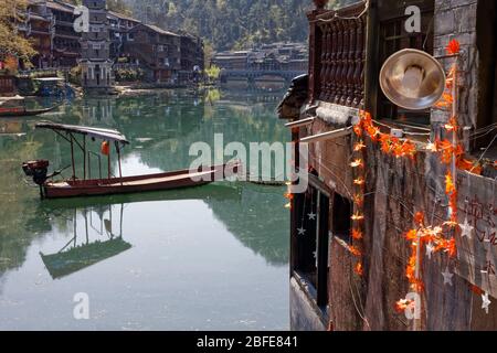 Fenghuang, città di Fenixes, nella provincia di Hunan. Foto Stock