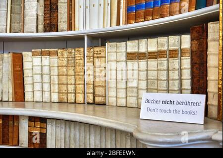 Biblioteca assolutamente unica nell'abbazia di Admont, Austria Foto Stock