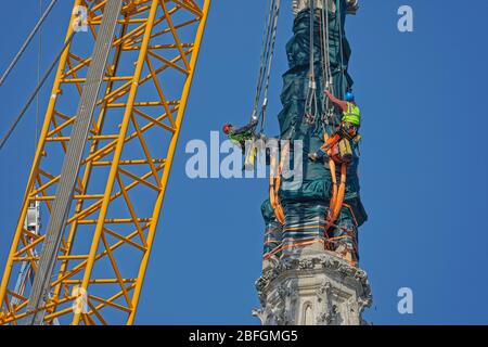 Cattedrale danneggiata nel terremoto che ha colpito Zagabria Foto Stock