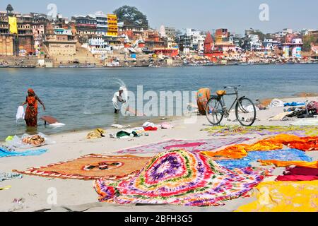 DHOBI GHAT A VARANASI UTTAR PRADESH INDIA Foto Stock