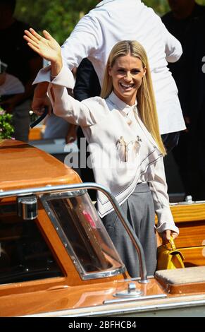 VENEZIA, ITALIA - 01 SETTEMBRE: Michelle Hunziker arriva al 76° Festival del Cinema di Venezia il 01 settembre 2019 a Venezia Foto Stock