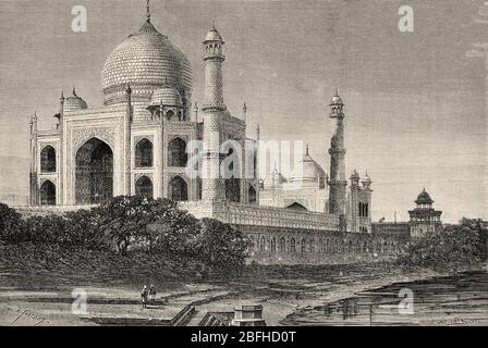 Mausoleo di Taj Mahal, Agra. Uttar Pradesh, India. Vecchia illustrazione di incisione da El Mundo en la mano 1878 Foto Stock