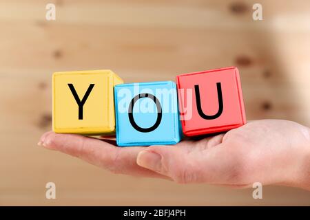 Hai scritto in blocchi di legno di colore Foto Stock