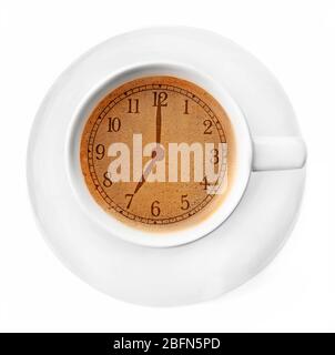 Tazza di caffè isolata su bianco. Concetto di tempo Foto Stock