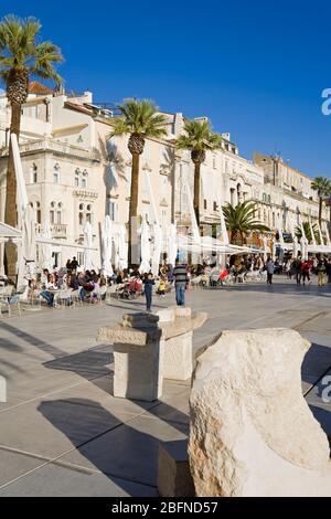 Caffè sulla Riva, Split, Croazia, Europa Foto Stock