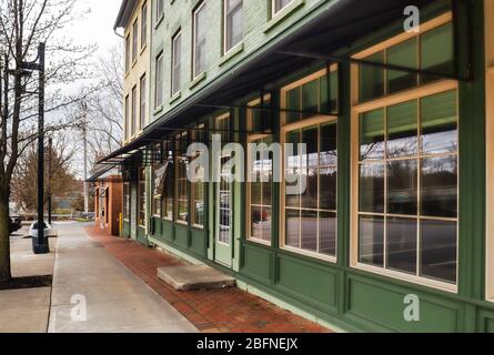 Negozi e boutique nella piccola città di Fayetteville, New York Foto Stock