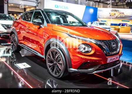 Bruxelles, Belgio, 2020 gennaio Nissan Juke II, Brussels Motor Show, SUV crossover subcompatto di seconda generazione prodotto dalla giapponese Nissan Foto Stock