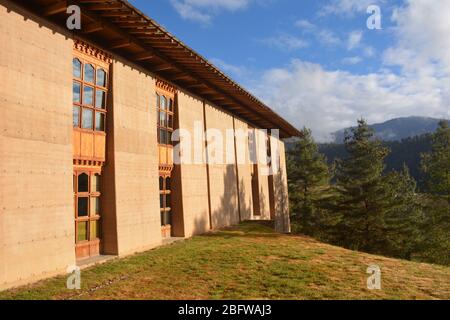 L'Aman Lodge a Gangtey è stato progettato da Kerry Hill. Foto Stock