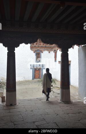 Trongsa Dzong risale al 1543 ed è il più grande dzong in Bhutan. Foto Stock