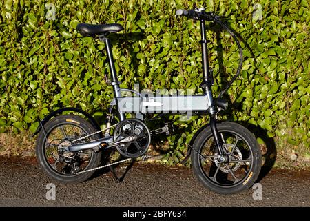 fiido d2s pieghevole bici elettrica strada legale nel regno unito Foto Stock
