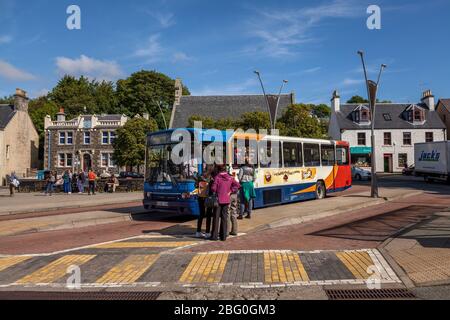 Terminal degli autobus e passeggeri, Portree, Isola di Skye, Scozia Foto Stock