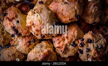 Biscotti fatti in casa con ricotta e gocce di cioccolato Foto Stock