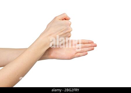 Donna caucasica lavando le mani isolato su sfondo bianco. Dimostrazione del lavaggio delle mani. Concetto di igiene e prevenzione coronavirus. Foto Stock
