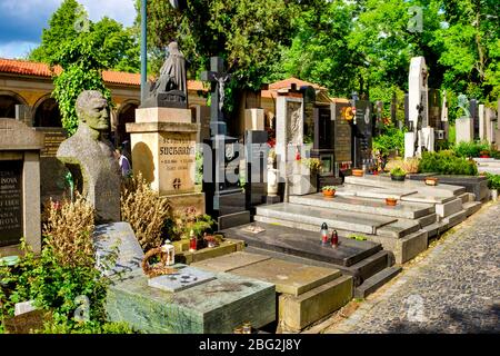 Cimitero di Vyšehrad a Praga, Repubblica Ceca Foto Stock