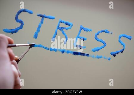 Sollecitazione scritta su specchio con vernice Foto Stock