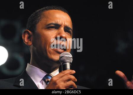 Barack Obama al CALCIO d'inizio DI PHILADELPHIA tenuto presso la fabbrica elettrica il 22 maggio 2007. Credito: Scott Weiner/MediaPunch Foto Stock