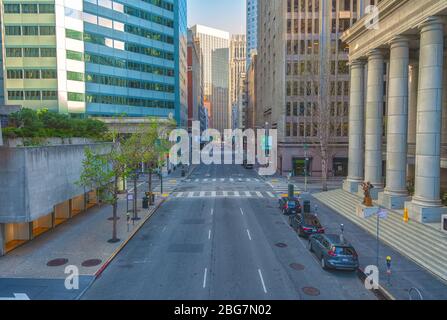 San Francisco Downtown è praticamente vuoto durante il blocco della città per COVID-19, 2020 aprile, California, Stati Uniti Foto Stock