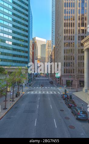 San Francisco Downtown è praticamente vuoto durante il blocco della città per COVID-19, 2020 aprile, California, Stati Uniti Foto Stock