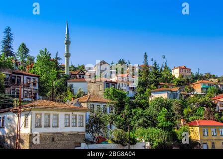 Akcaabat, Trabzon, Turchia, 26 giugno 2008: Edifici storici Foto Stock