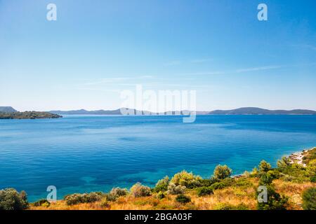 Mare Adriatico scenario dalla Bosnia Erzegovina alla Croazia Foto Stock