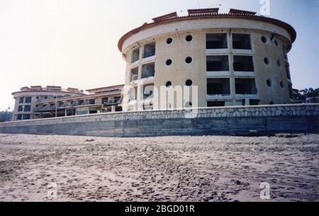 Il vecchio Hotel Mare Nostrum a Fuengirola, provincia di Málaga, Spagna. Foto scansionata intorno all'anno 2000. Foto Stock