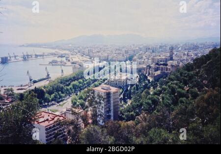 Málaga, Andalusia, Spagna, foto scansionata scattata nel 2000. Foto Stock