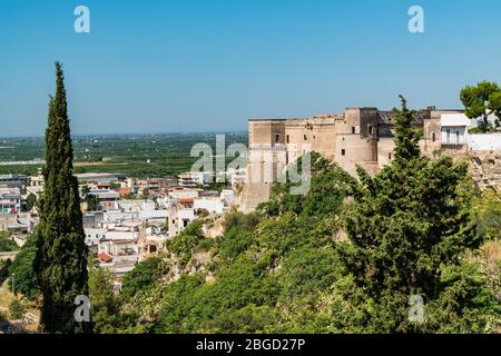 Vista panoramica di Massafra. La Puglia. L'Italia. Foto Stock