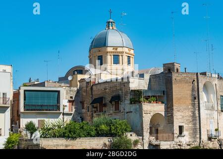 Vista panoramica di Massafra. La Puglia. L'Italia. Foto Stock