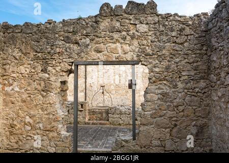 La Fortezza di Civitella del Tronto, Teramo: Fortezza medievale, esempio unico di architettura militare medievale in Abruzzo - Italia Foto Stock