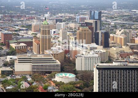 vista dalla cima della torre delle americhe su san antonio texas Foto Stock