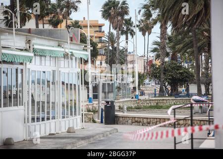 21 aprile 2020: 21 aprile 2020 (Malaga) bar, ristoranti, chioschi nella zona di Palo e Pedregalejo sono tutti chiusi a causa della crisi di Coronavirus. Credit: Lorenzo Carnero/ZUMA Wire/Alamy Live News Foto Stock