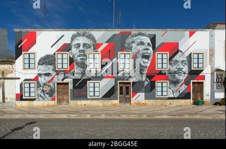 Street Art di calciatori portoghesi, Portimao, Algarve, Portogallo, Europa Foto Stock